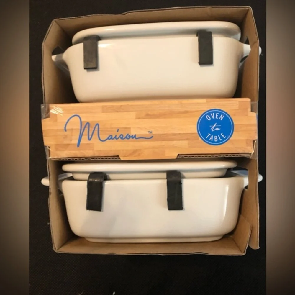 Set‎ of 2 oven to table mini ceramic covered bakers with lids new